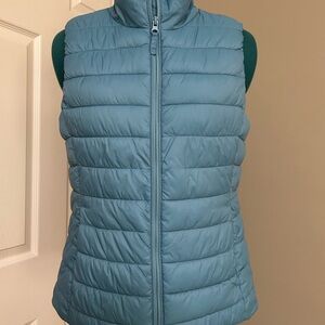 Old Navy Women's Teal Puffer Vest